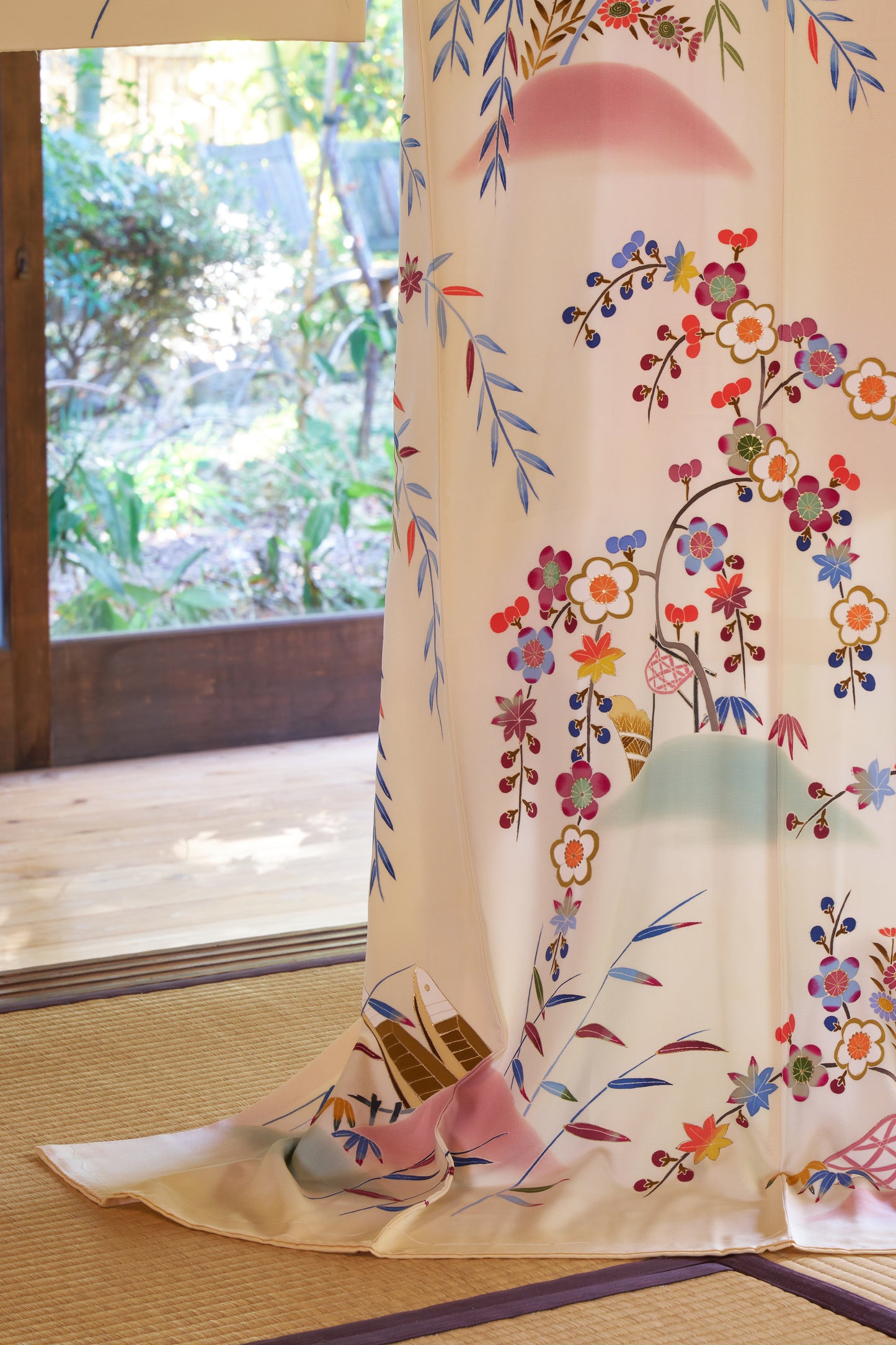 Kaga-Yuzen Silk Houmongi - The Five Traditional Kaga Colors, Kaga Goshoku, in the 1970's