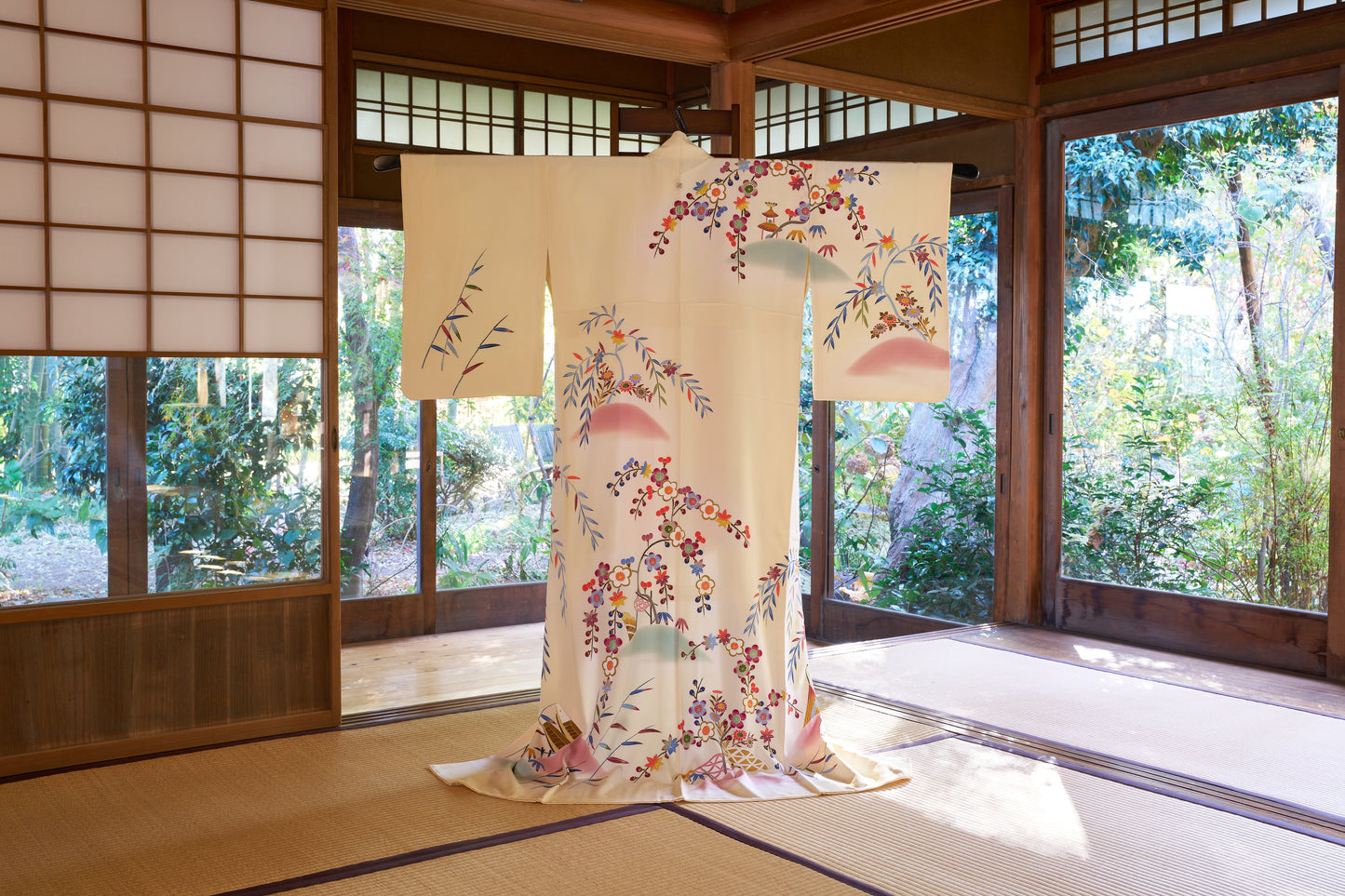 Kaga-Yuzen Silk Houmongi - The Five Traditional Kaga Colors, Kaga Goshoku, in the 1970's