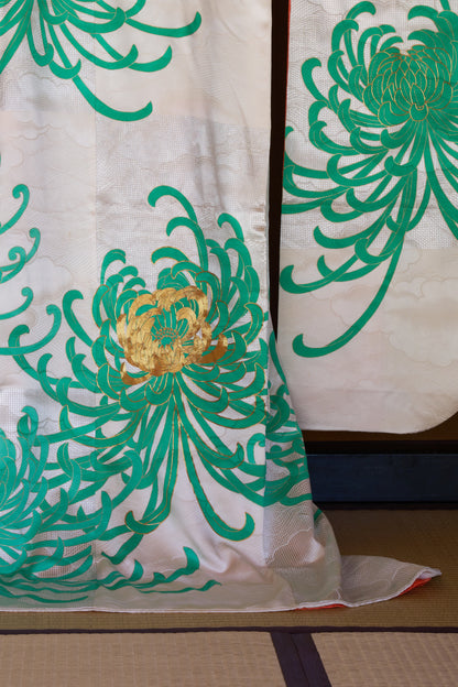Kaga-Yuzen Furisode with Chrysanthemum Motifs on a Figured Ground Woven with Silver Foil Threads 1970s