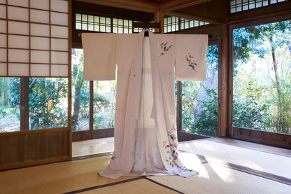 Kaga-Yuzen Silk Houmongi – Refined Floral & Subtle Colors, 1970's