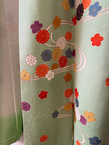 Kyoto Yuzen Houmongi Kimono – Falling Spring Blossoms