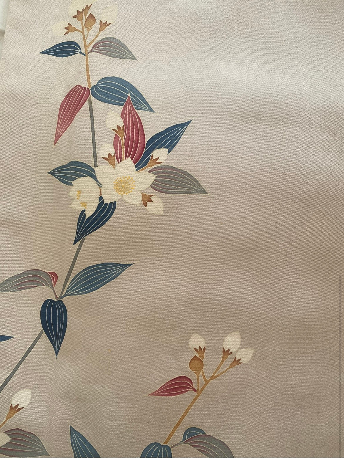 Kaga-Yuzen Silk Houmongi – Refined Floral & Subtle Colors, 1970's