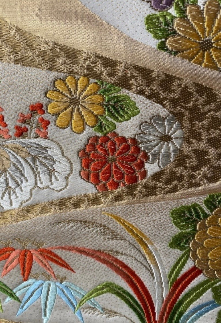 Vintage 1970s Nishijin Kinran Silk Obi with Flowing Floral Motif