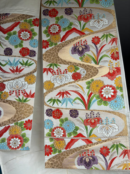 Vintage 1970s Nishijin Kinran Silk Obi with Flowing Floral Motif